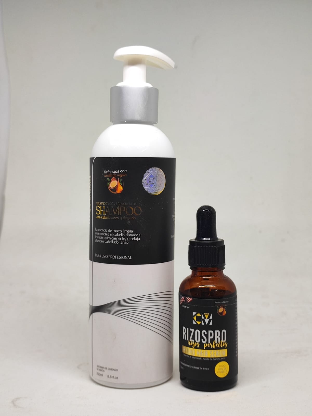 Rizos: combo shampoo y serum para cabello con extracto de argán